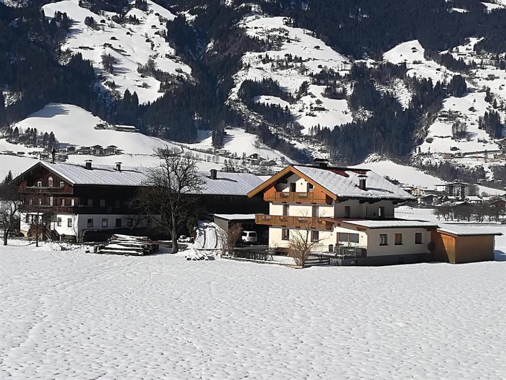 Gaestehaus Hauser Hainzenberg Exteriör bild