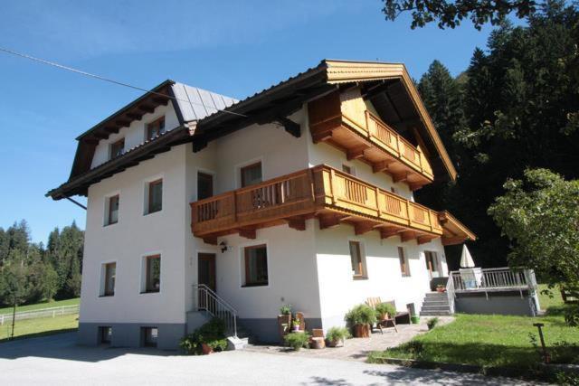 Gaestehaus Hauser Hainzenberg Exteriör bild